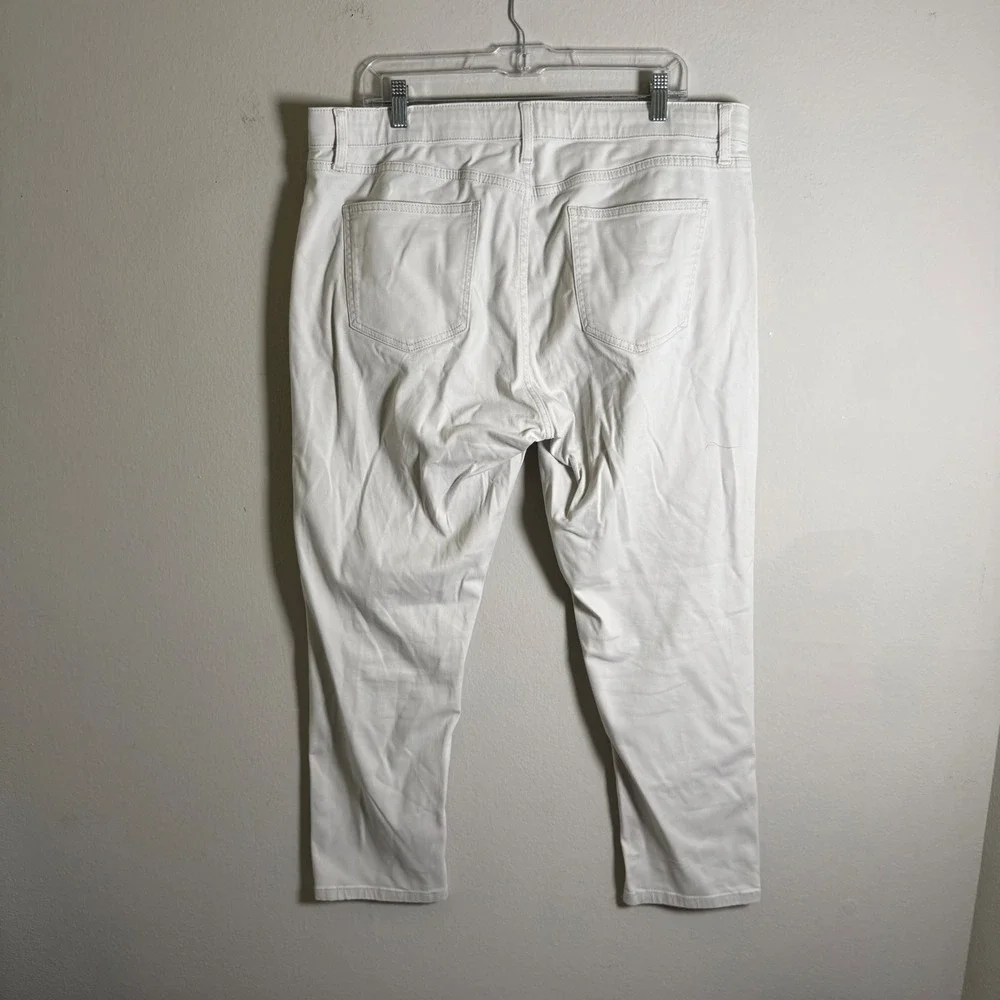 Uniqlo EZY Jeans Mens XL Off White Beige Stretch Slim Tapered Pants 321-413158